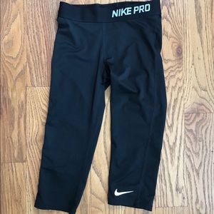 girls nike pro leggings